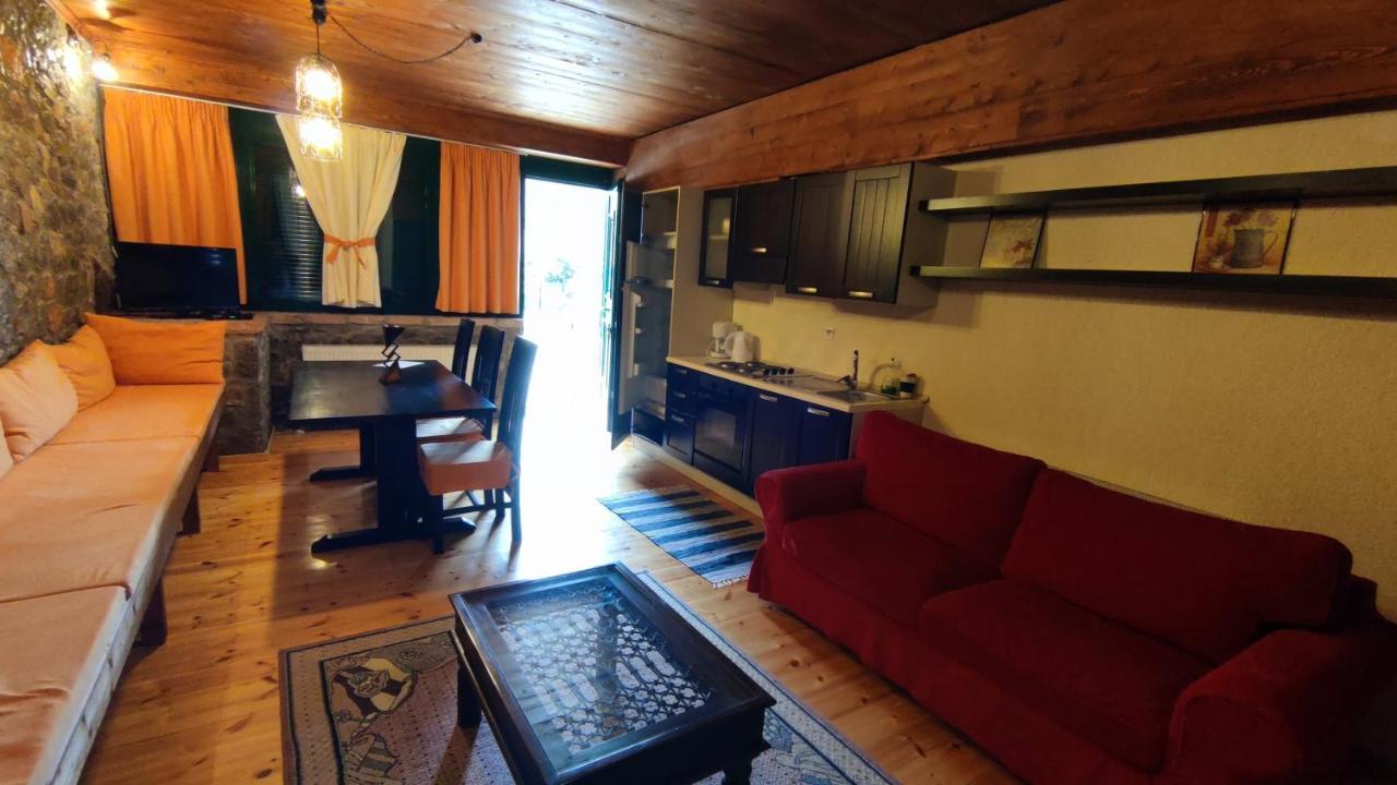 Traditional Cozy In Livadi Parnassos Apartment *